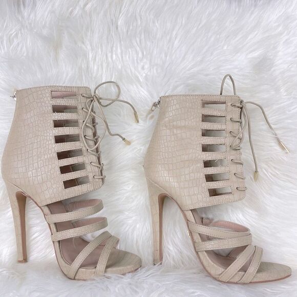 bebe | strappy open toe cream sandal stiletto 7.0 4” heel back zipper closure. - Picture 10 of 10